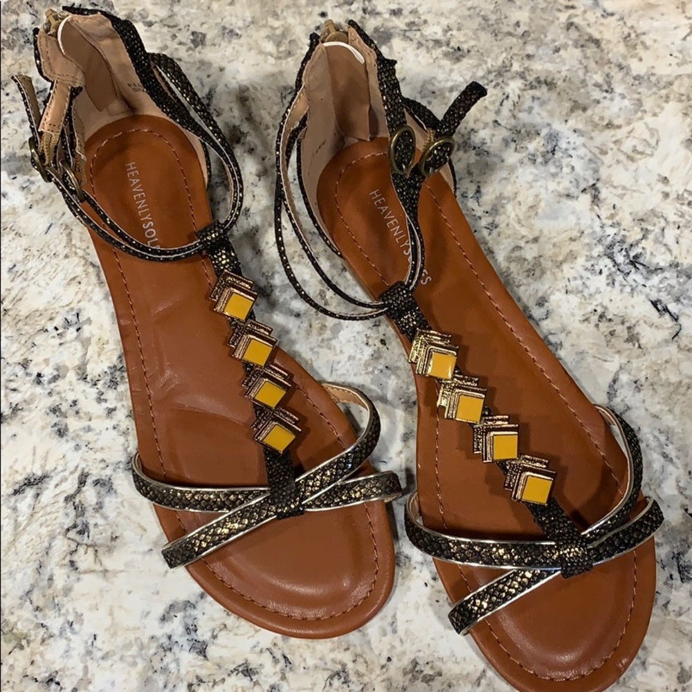 Heavenly soles sandals